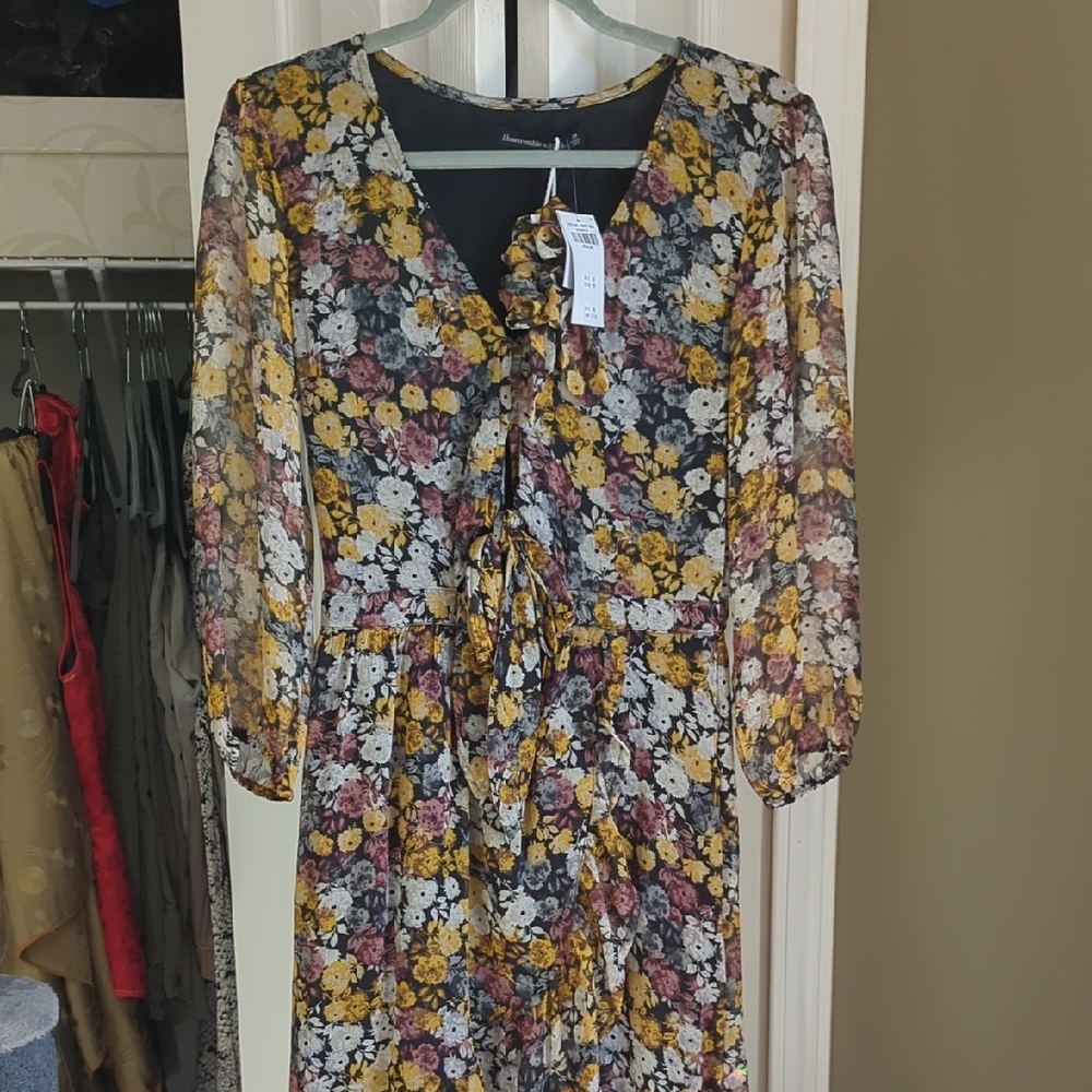 Abercrombie & Fitch Floral Wrap Dress